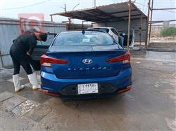 هیوندای ئەلەنترا